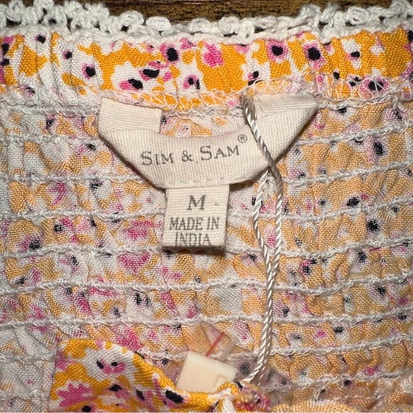 Sim & Sam Top Womens Medium Orange Ditsy Floral Smocked Ruffle Crop Y2K Boho NEW - Picture 2 of 10